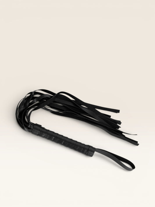 INTENSE - FETISH FLOGGER DE COURO VEGANO