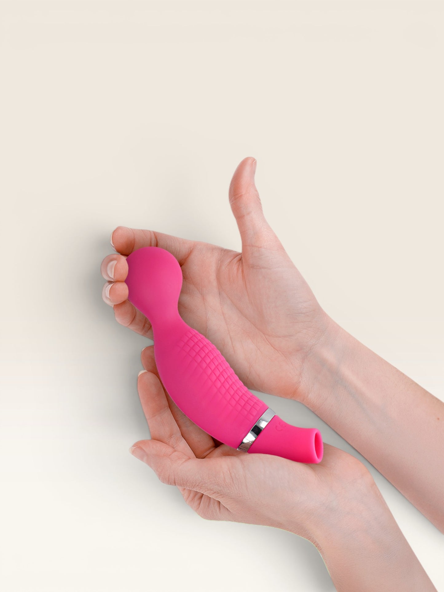 MORESSA - KIRK DUO SUCÇÃO + MASSAGEADOR MULTI-PERFORMANCE PREMIUM SILICONE RECARREGÁVEL