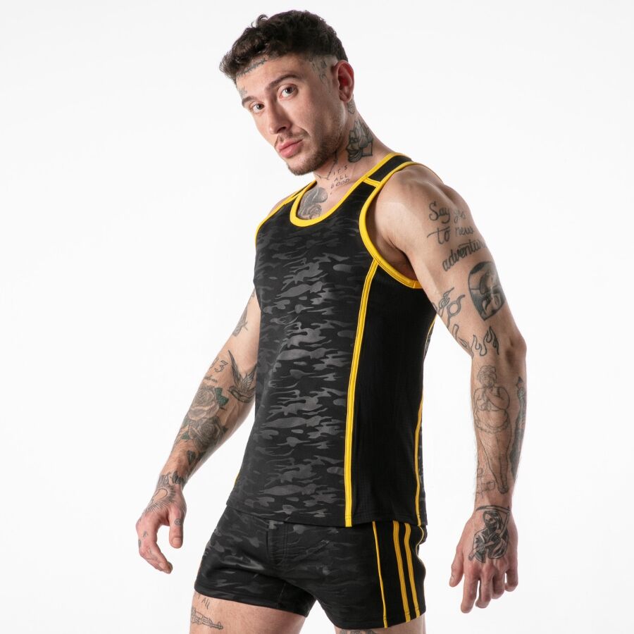 LOCKER GEAR - REGATA AMARELA COM ACESSO MILITAR COMPLETO - Tamanho G