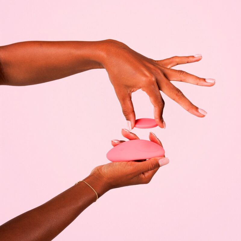 JE JOUE - ILY PANTY VIBE VIBRADOR ÍNTIMO COM CONTROLE REMOTO