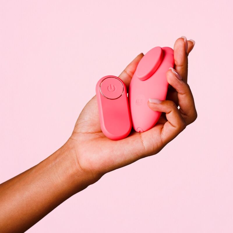 JE JOUE - ILY PANTY VIBE VIBRADOR ÍNTIMO COM CONTROLE REMOTO