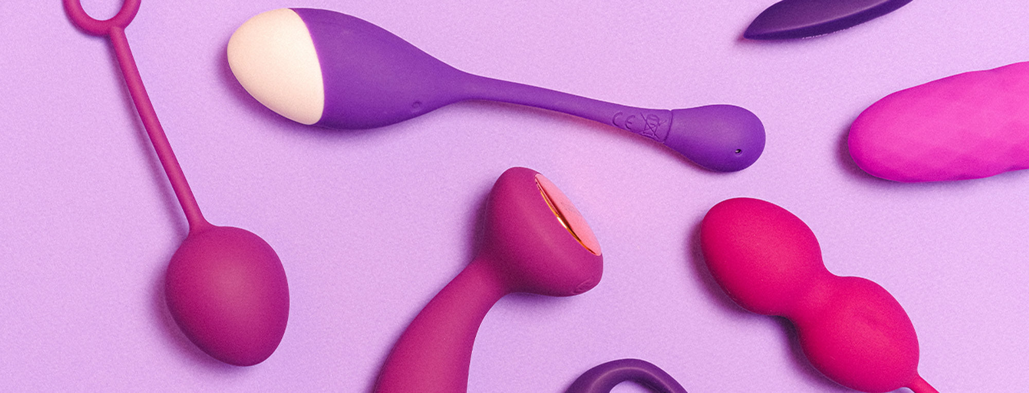 Vibradores em vários tons de rosa e roxo